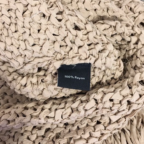 Rondina New York Tan Hand-knit Pullover Sweater - Picture 7 of 7